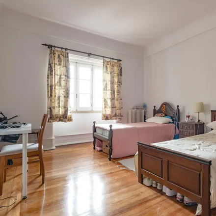 Rent this 5 bed room on Praça João do Rio 5a in 1000-052 Lisbon, Portugal