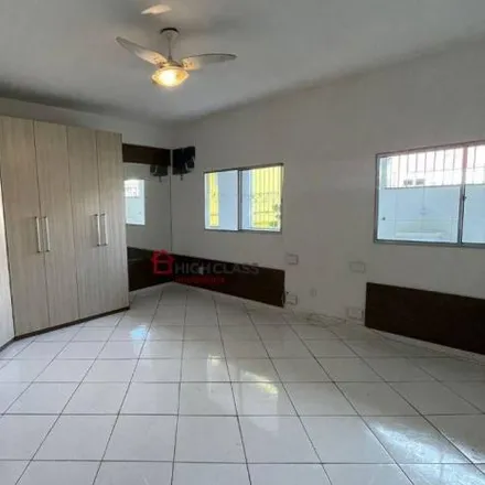 Rent this 2 bed house on Rua Mário Almeida in Santos Dumont, Vila Velha - ES