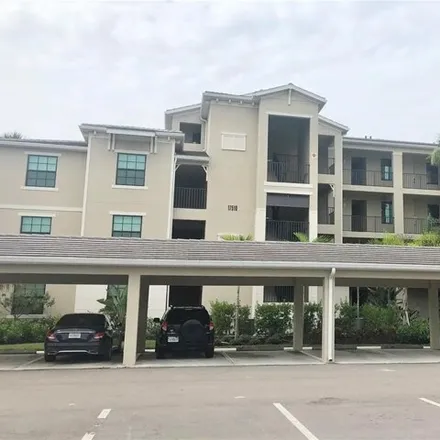 Rent this 2 bed condo on Lakewood National Golf Club in 17605 Lakewood National Parkway, Lakewood Ranch