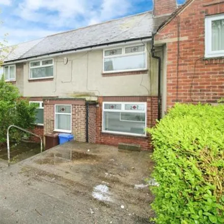 Rent this 3 bed townhouse on Southey Hall Drive in Sheffield, S5 7NU