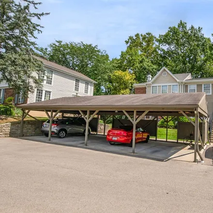 Image 3 - 10820 Lakehurst Court, Sycamore Township, OH 45242, USA - Condo for sale