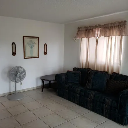 Image 3 - 8323 Mount Latona Drive, El Paso, TX 79904, USA - House for sale