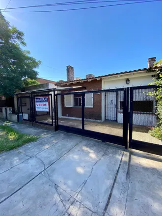 Buy this 2 bed house on Aristóbulo del Valle 715 in B1852 EMM Burzaco, Argentina