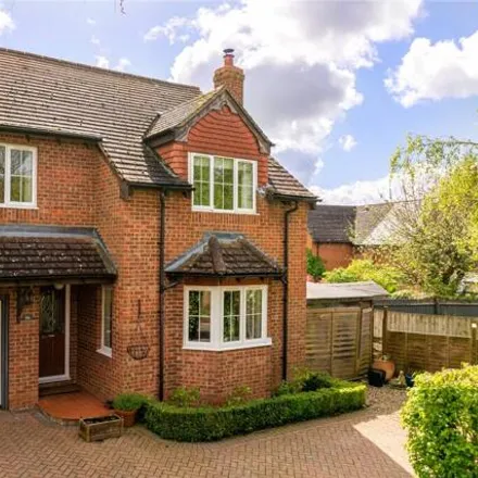 Buy this 4 bed house on The Pightle in Maids Moreton, MK18 1QP