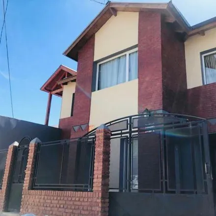 Buy this 4 bed house on Crónica in Doctor Quirno Costa, Comodoro Rivadavia