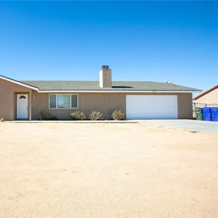 Buy this 3 bed house on 13536 Pauhaska Road in Apple Valley, CA 92308