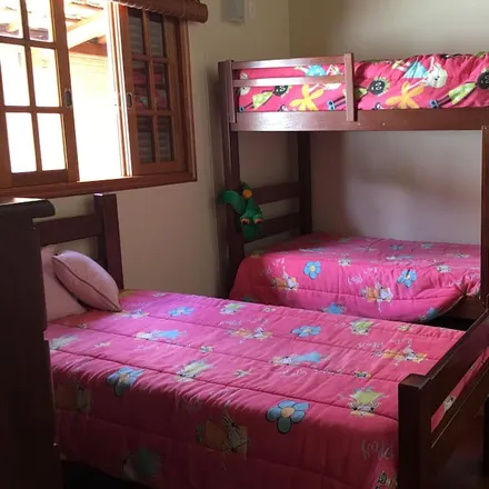 Rent this 3 bed townhouse on Ibiúna in Região Metropolitana de Sorocaba, Brazil