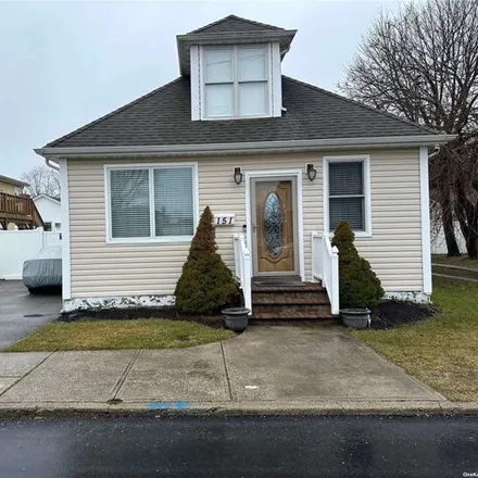 Image 3 - 151 North 5th Street, Village of Lindenhurst, NY 11757, USA - House for rent