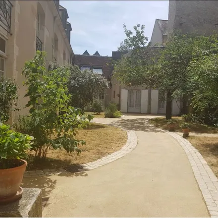 Rent this 1 bed apartment on 5 Rue de la Monnaie in 58500 Clamecy, France