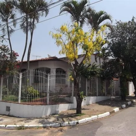 Image 2 - Rua Luiz Briski, Centro, Vinhedo - SP, 13280-000, Brazil - House for sale