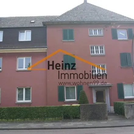 Rent this 2 bed apartment on Bergisch Gladbacher Straße 540 in 51067 Cologne, Germany