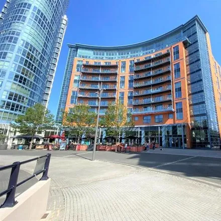 Buy this 2 bed apartment on Las Iguanas in Gunwharf Quays, Portsmouth