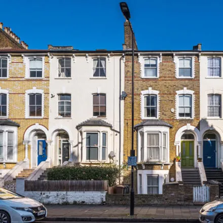 Buy this 3 bed apartment on Amhurst Road in London, N16 7UY