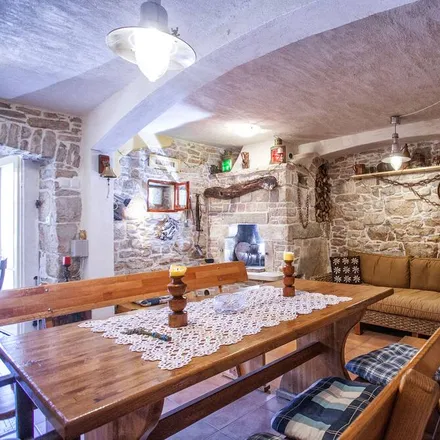 Image 4 - Donje Selo, Split-Dalmatia County, Croatia - House for rent