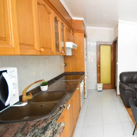 Rent this 3 bed apartment on Carrer del Doctor Vicente Pallarés in 42, 46021 Valencia