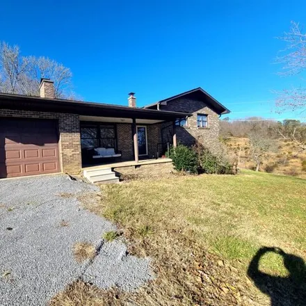 Buy this 3 bed house on 512 Cumberland Estate Road in Claiborne County, TN 37724