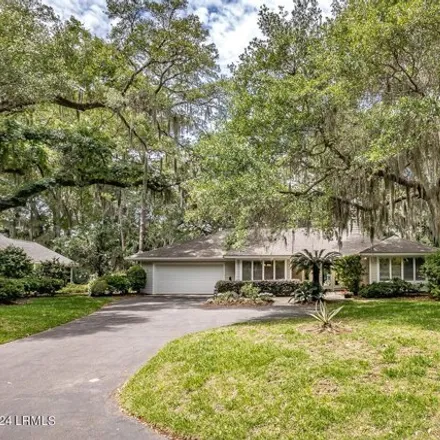 Image 1 - 728 Island Circle East, Beaufort County, SC 29920, USA - House for sale