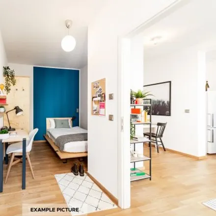Rent this 3 bed room on Yoko Sushi in Boxhagener Straße 44, 10245 Berlin