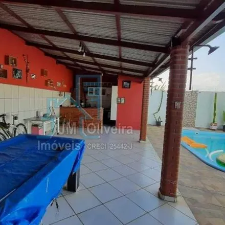 Buy this 2 bed house on Rua Cassimiro Cardoso in Vila Regina, Itapetininga - SP