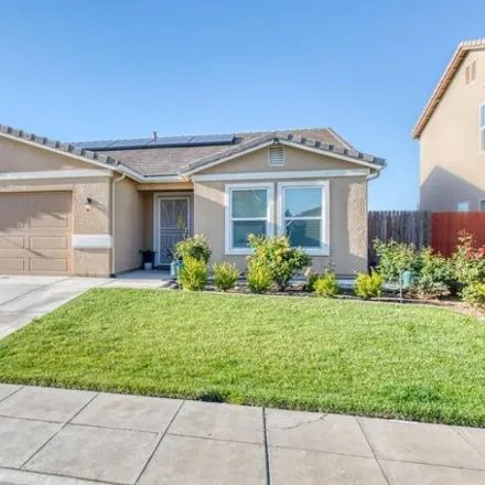 Buy this 3 bed house on 4366 West Saginaw Way in Fresno, CA 93722
