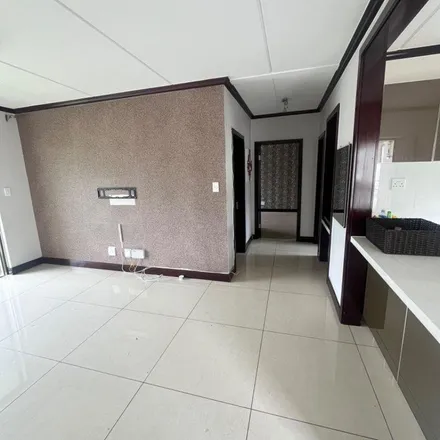 Rent this 2 bed apartment on Fourways High School in Fisant Avenue, Johannesburg Ward 115