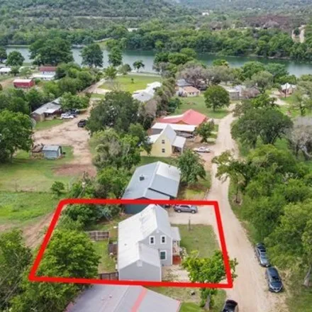 Image 2 - 105 West Eickenroht Road, Kerr County, TX 78025, USA - House for sale