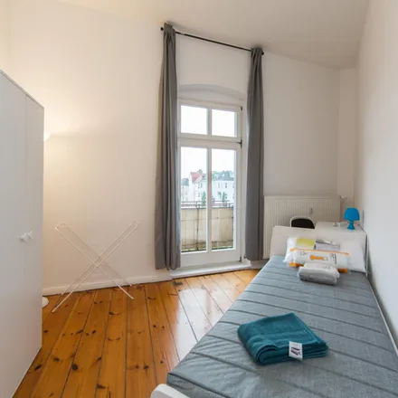 Rent this 5 bed room on Bornholmer Straße 17 in 10439 Berlin, Germany
