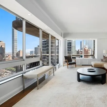 Image 2 - Trump Plaza Apartments, 167 East 61st Street, New York, NY 10021, USA - Apartment for sale