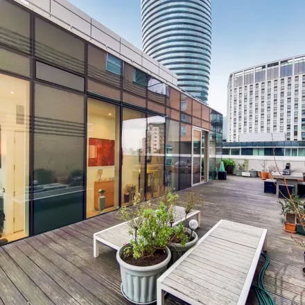 Image 3 - 25 North Colonnade, Canary Wharf, London, E14 5HS, United Kingdom - Apartment for rent