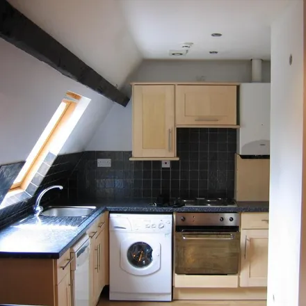 Rent this 2 bed house on University of Leeds in St. Marks Road, Leeds