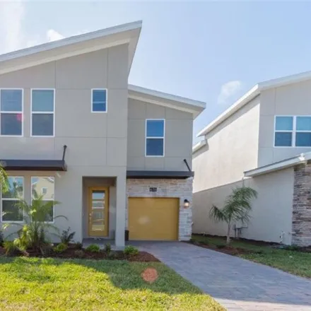 Buy this 6 bed house on Whistling Straits Boulevard in Osceola County, FL 33897