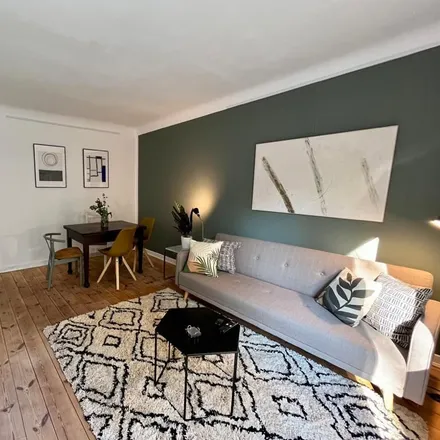 Rent this 1 bed apartment on Kastanienallee 5 in 20359 Hamburg, Germany