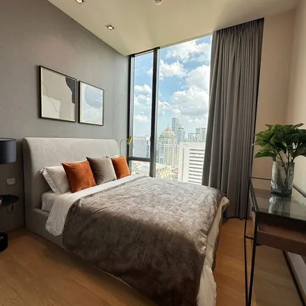 Rent this 2 bed apartment on Chit Lom Road in Ratchaprasong, Pathum Wan District