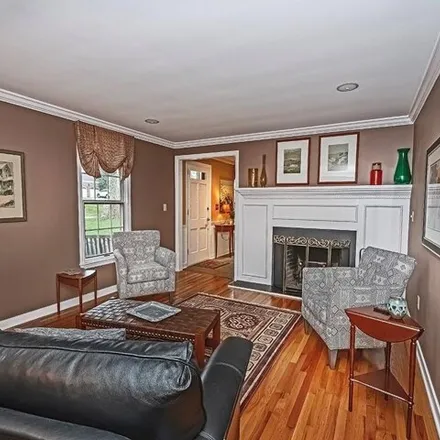 Image 3 - 155 Algonquin Road, Clifton, Upper St. Clair, PA 15241, USA - House for sale