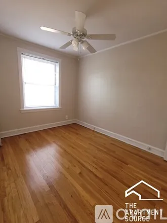 Image 7 - 2344 W Touhy Ave, Unit 3D - Apartment for rent
