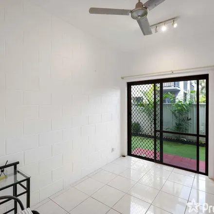 Image 5 - Crathen Close, Edge Hill QLD 4870, Australia - Apartment for rent