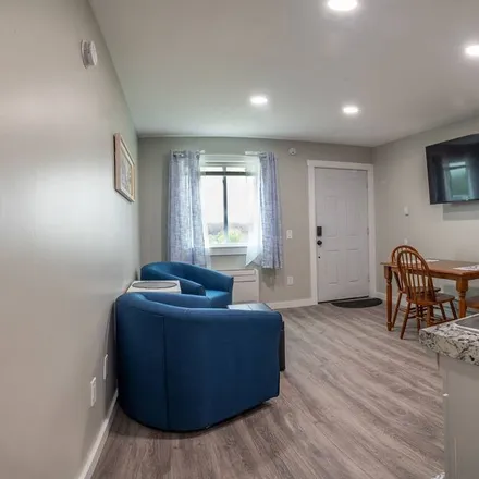 Rent this 1 bed apartment on Hancock