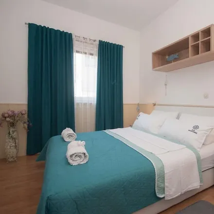 Image 8 - Grad Kaštela, Split-Dalmatia County, Croatia - Apartment for rent