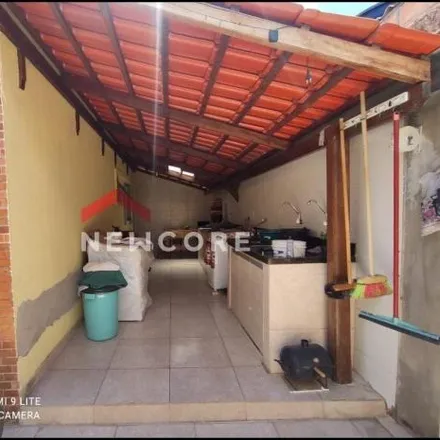 Buy this 2 bed house on Rua São Francisco de Assis in Ribeirão das Neves - MG, 33821-200