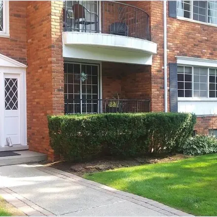Rent this 2 bed apartment on 1790 Huntingwood Lane in Bloomfield Hills, MI 48304