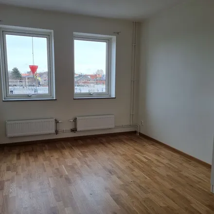 Rent this 3 bed apartment on Bankomat in Glädjebacksgatan, 231 22 Trelleborg