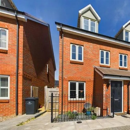 Buy this 3 bed duplex on Daffodil Road in Worthing, BN13 3GN