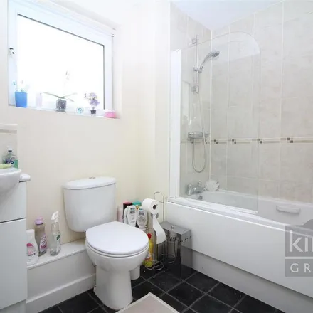 Image 4 - Gladwin Way, Harlow, CM20 1AS, United Kingdom - Apartment for rent