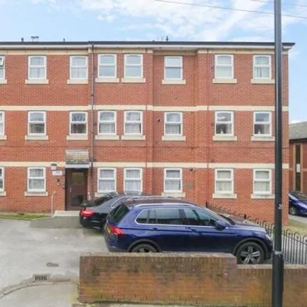 Buy this 2 bed apartment on Chapel Fold in Leeds, LS12 1UH