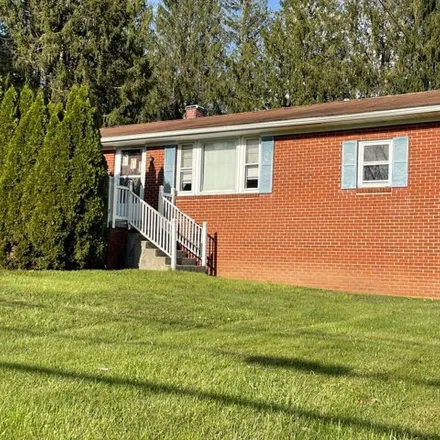 Buy this studio house on 27 Reedy Addition Road in Craigsville, WV 26205