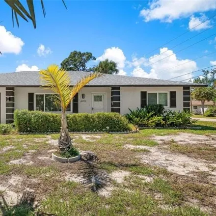 Buy this 3 bed house on 613 Jamaica Road in South Venice, Sarasota County