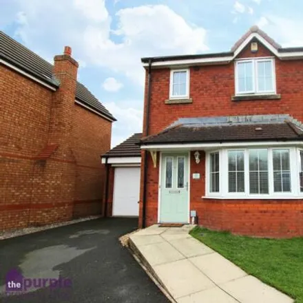 Buy this 3 bed house on Larkspur Close in Bradshaw, BL1 8UG