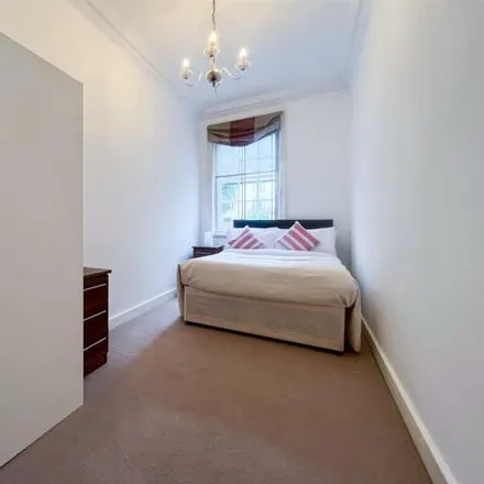 Image 4 - Hanover Gate Mansions, Park Road, London, NW1 6XU, United Kingdom - Room for rent
