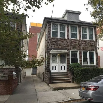 Image 1 - 1068 51st Street, New York, NY 11219, USA - House for sale