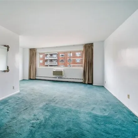 Image 3 - 39-65 52nd St Unit 10m, Woodside, New York, 11377 - Apartment for sale